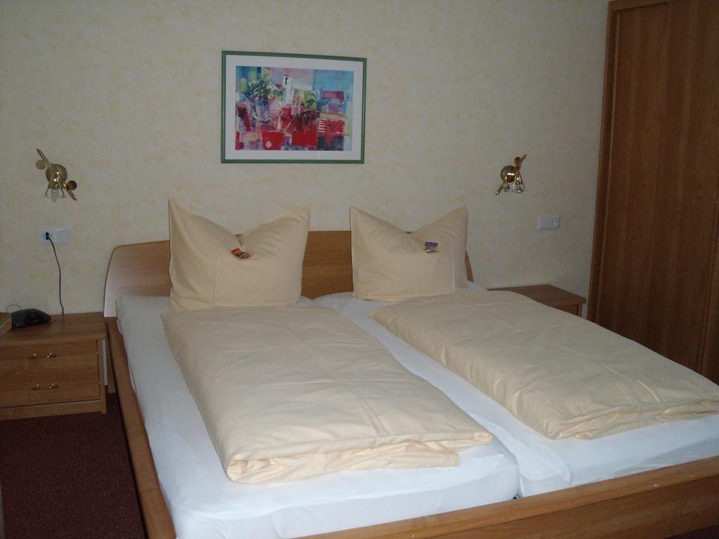 Aktivpension Regenbogen Виллинген Экстерьер фото